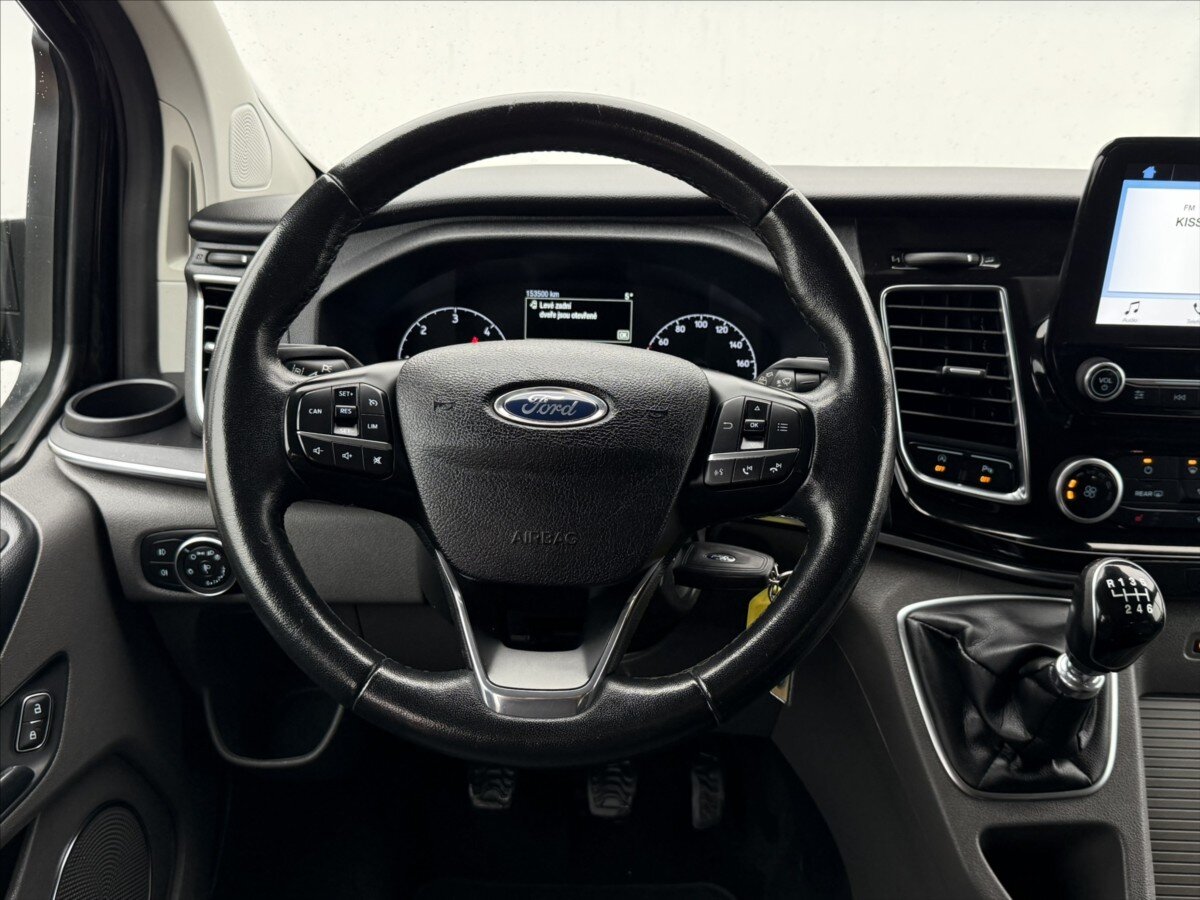 Ford Tourneo Custom MPV 2,0 l 125 kw