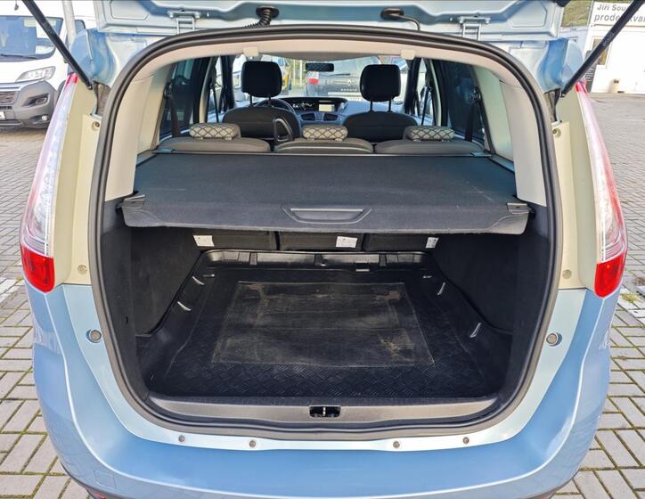 Renault Grand Scénic 12