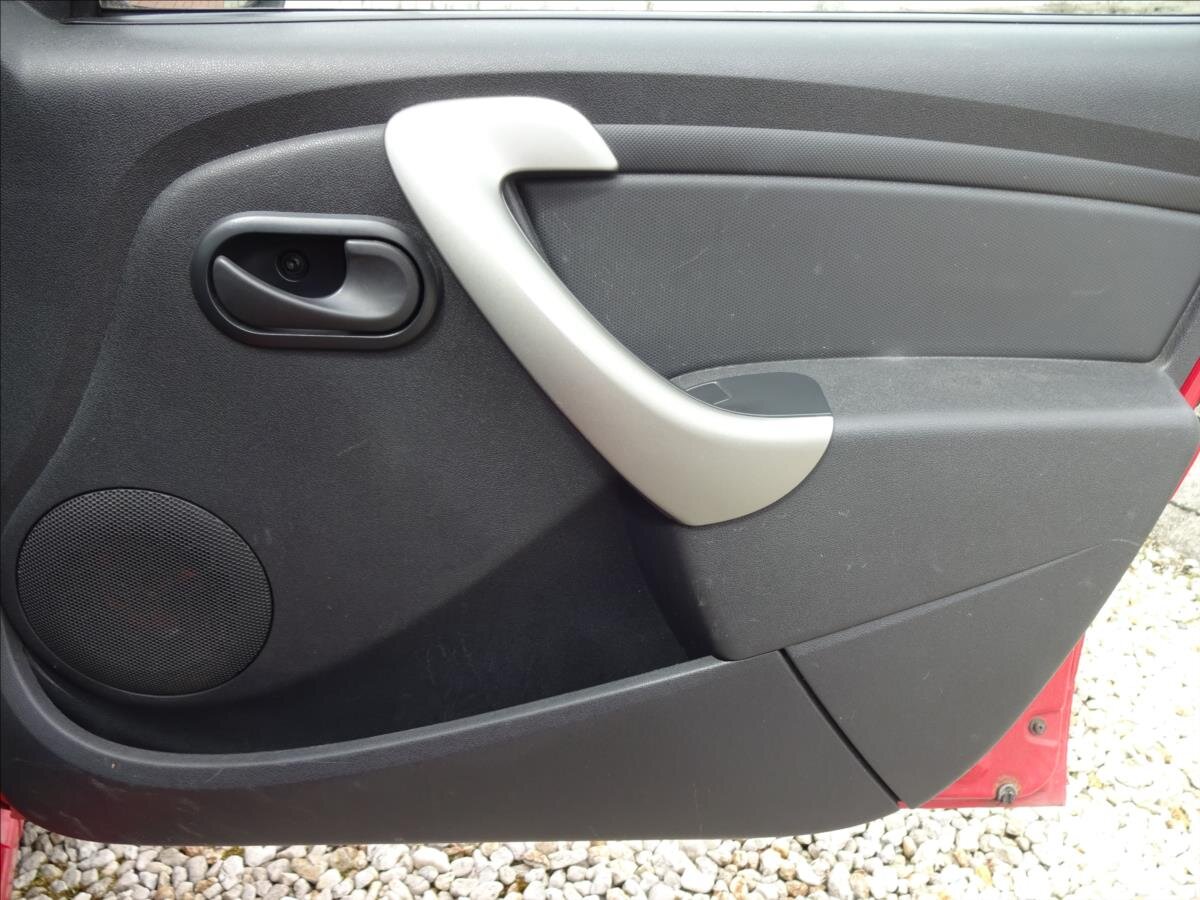 Dacia Sandero Hatchback 1,4 l 55 kw