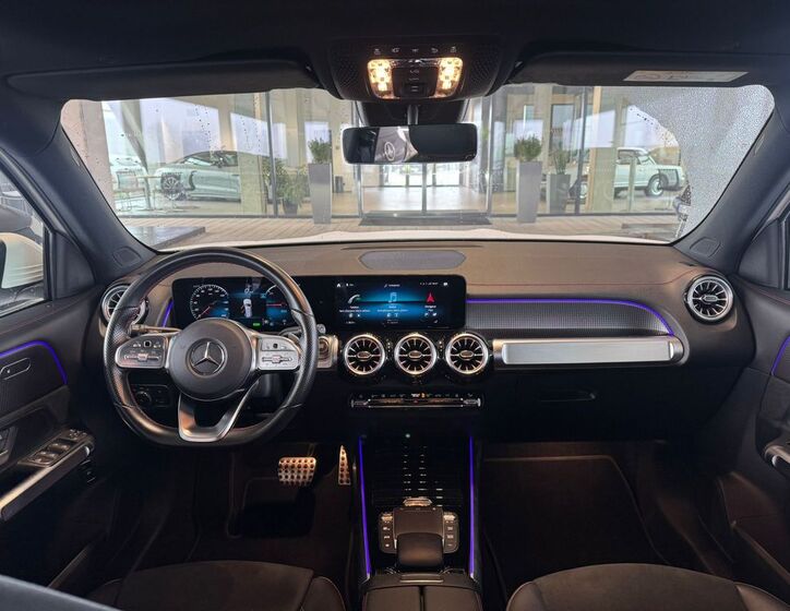 Mercedes-Benz EQB 12