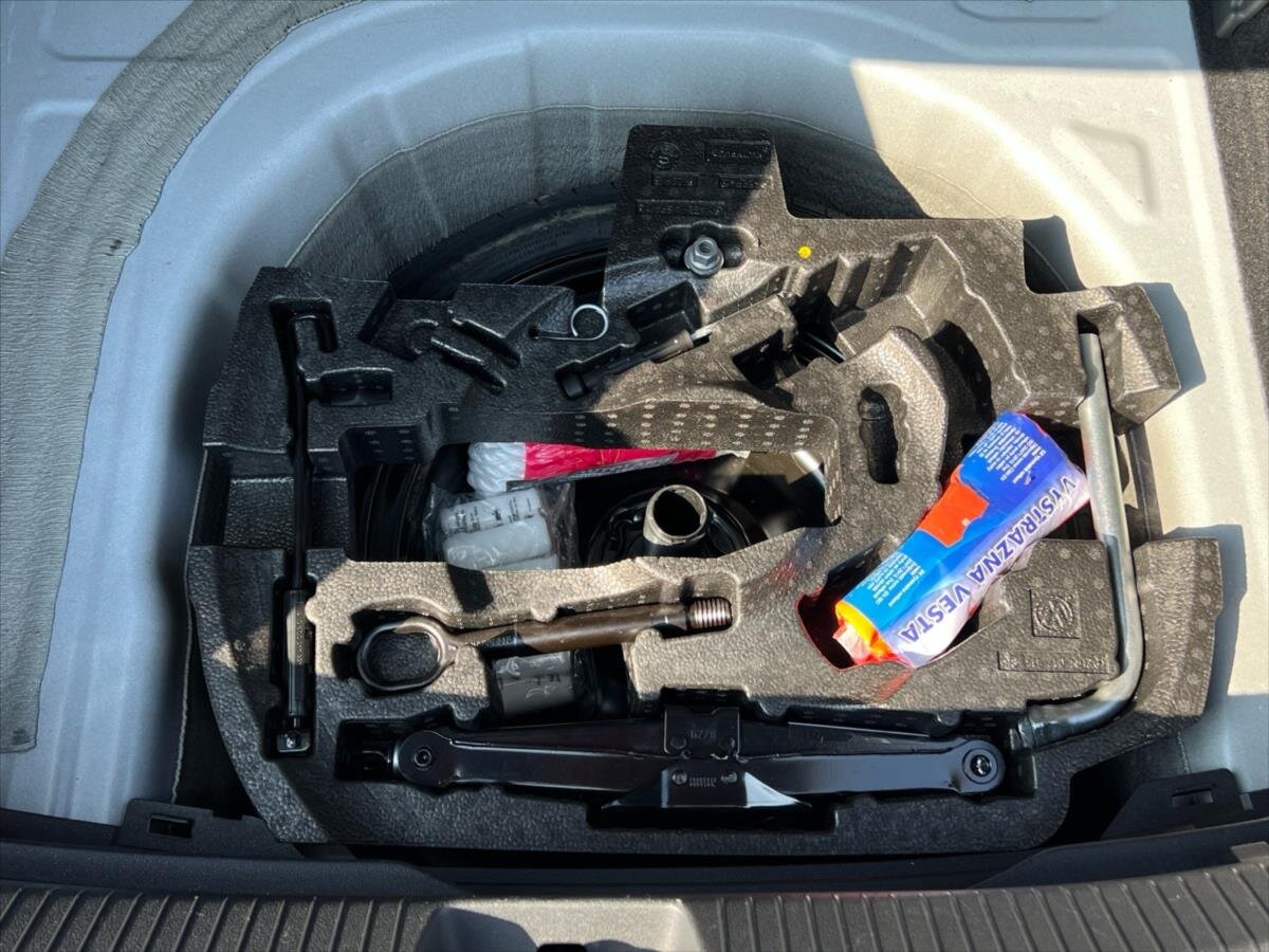 Volkswagen Taigo Hatchback 999,0 81 kw