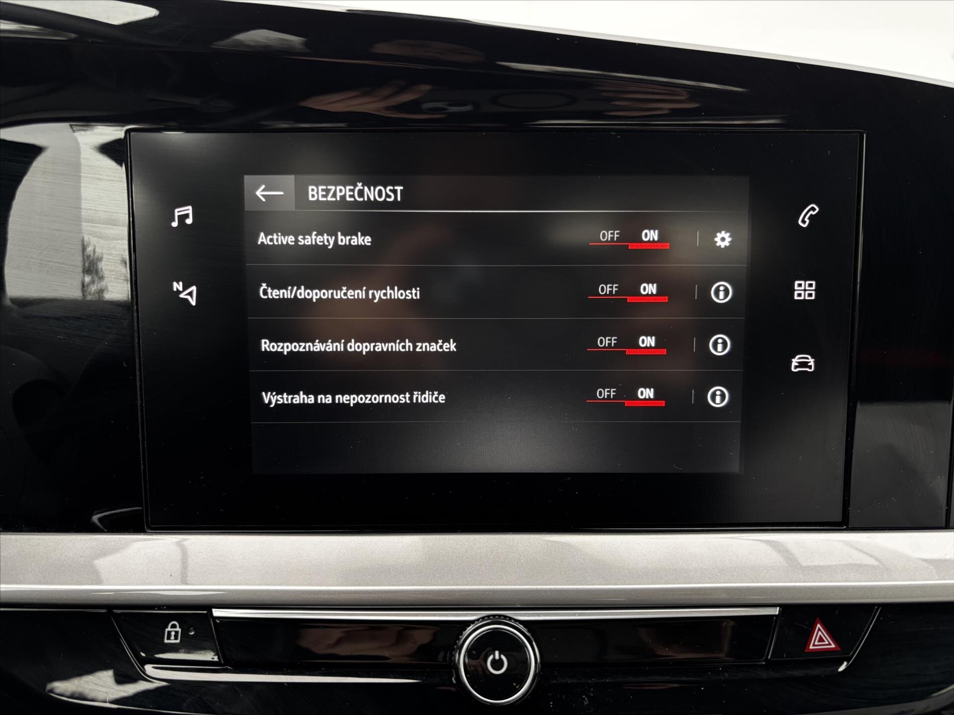 Opel Mokka SUV 1,2 l 96 kw