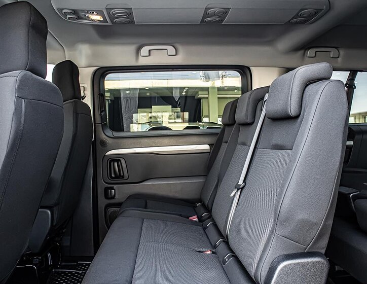 Peugeot Traveller MPV 2,0 l 130 kw