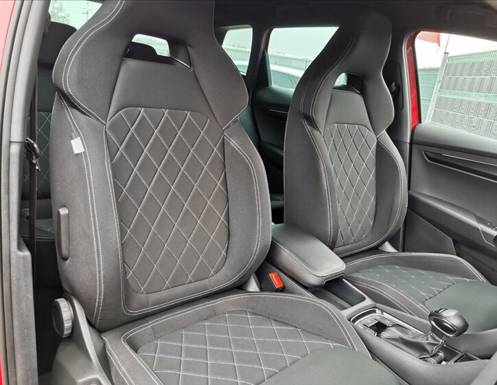 Škoda Karoq SUV 2,0 l 110 kw