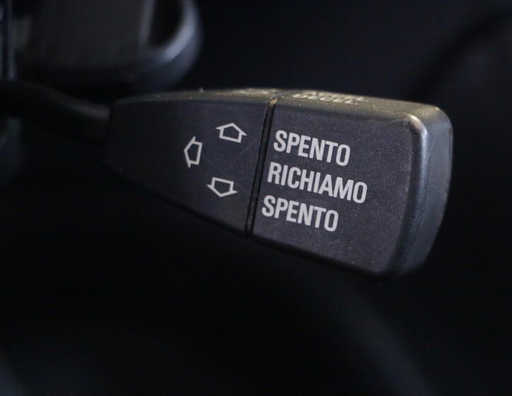 BMW Řada 8 Kupé 5,6 l 280 kw