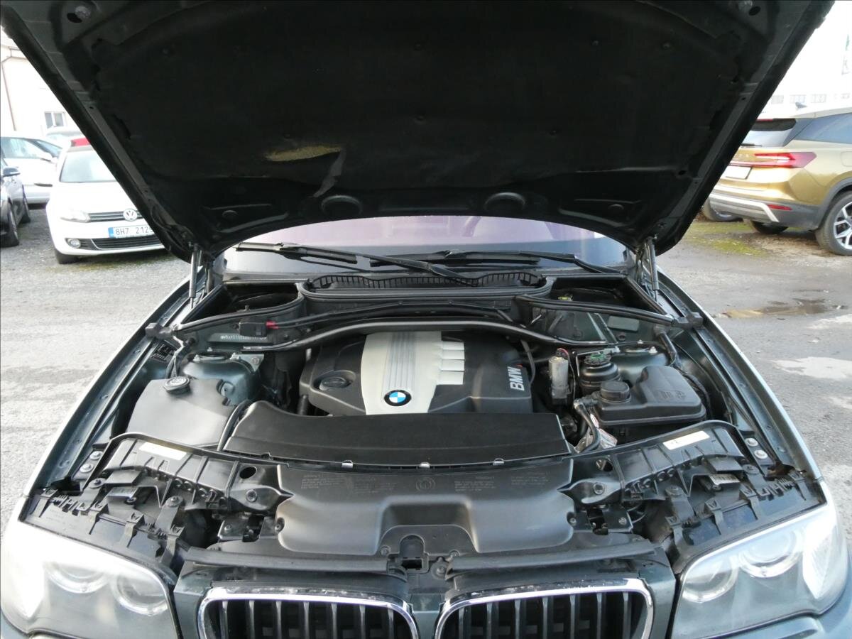 BMW X3 SUV / Terénní 2,0 l 130 kw
