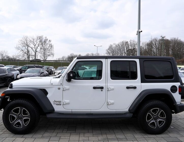 Jeep Wrangler SUV / Terénní 2,1 l 147 kw