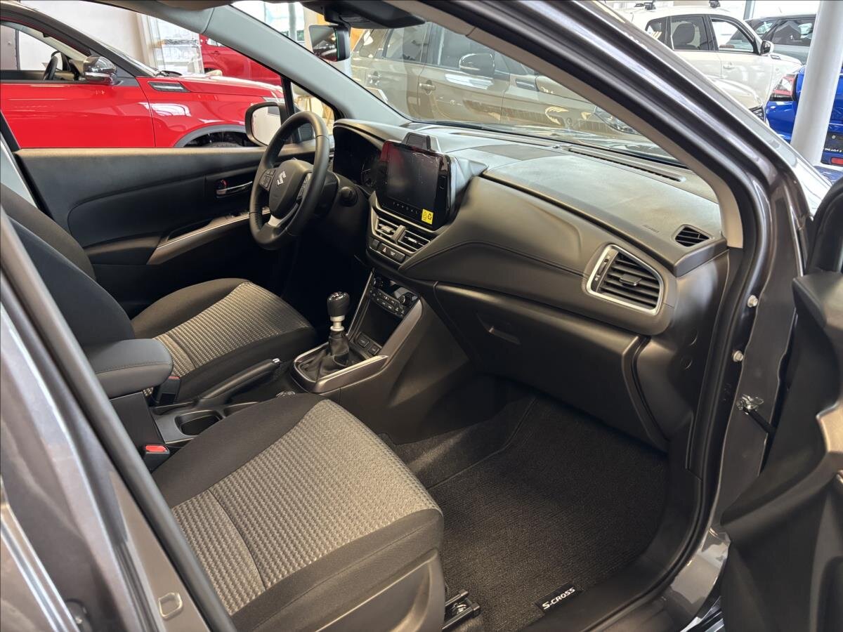Suzuki S-Cross SUV 1,4 l 81 kw