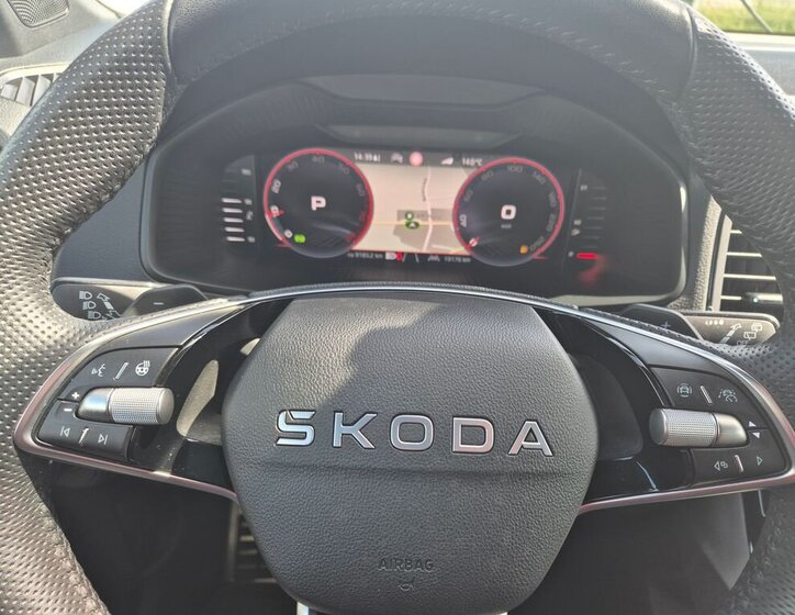Škoda Karoq SUV / Terénní 1,5 l 110 kw