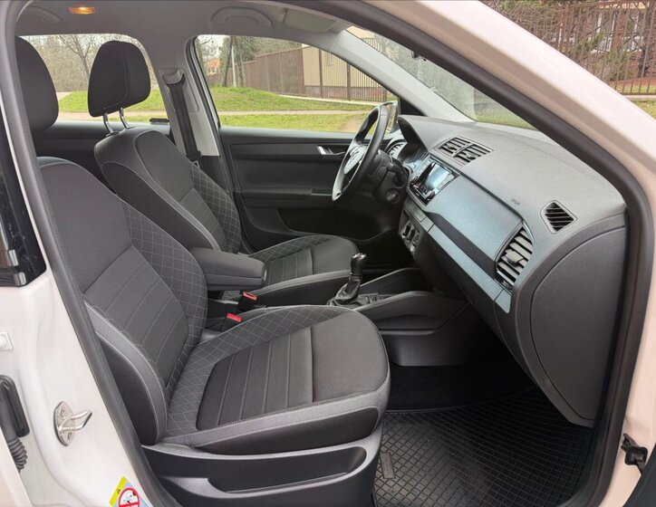 Škoda Fabia Hatchback 999,0 70 kw