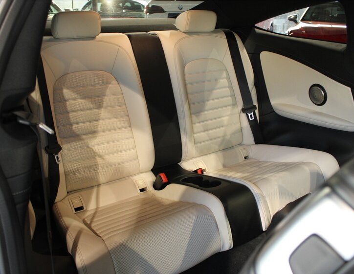 Mercedes-Benz Třídy C Kupé 2,1 l 150 kw