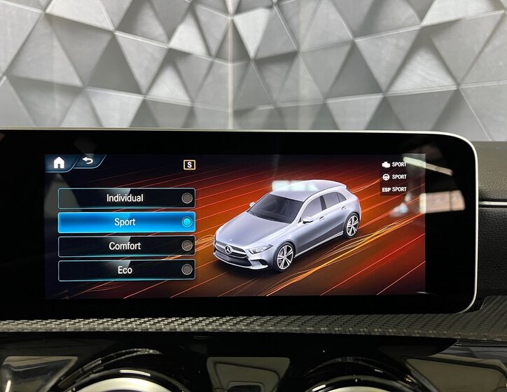 Mercedes-Benz Třídy A Hatchback 1,5 l 85 kw