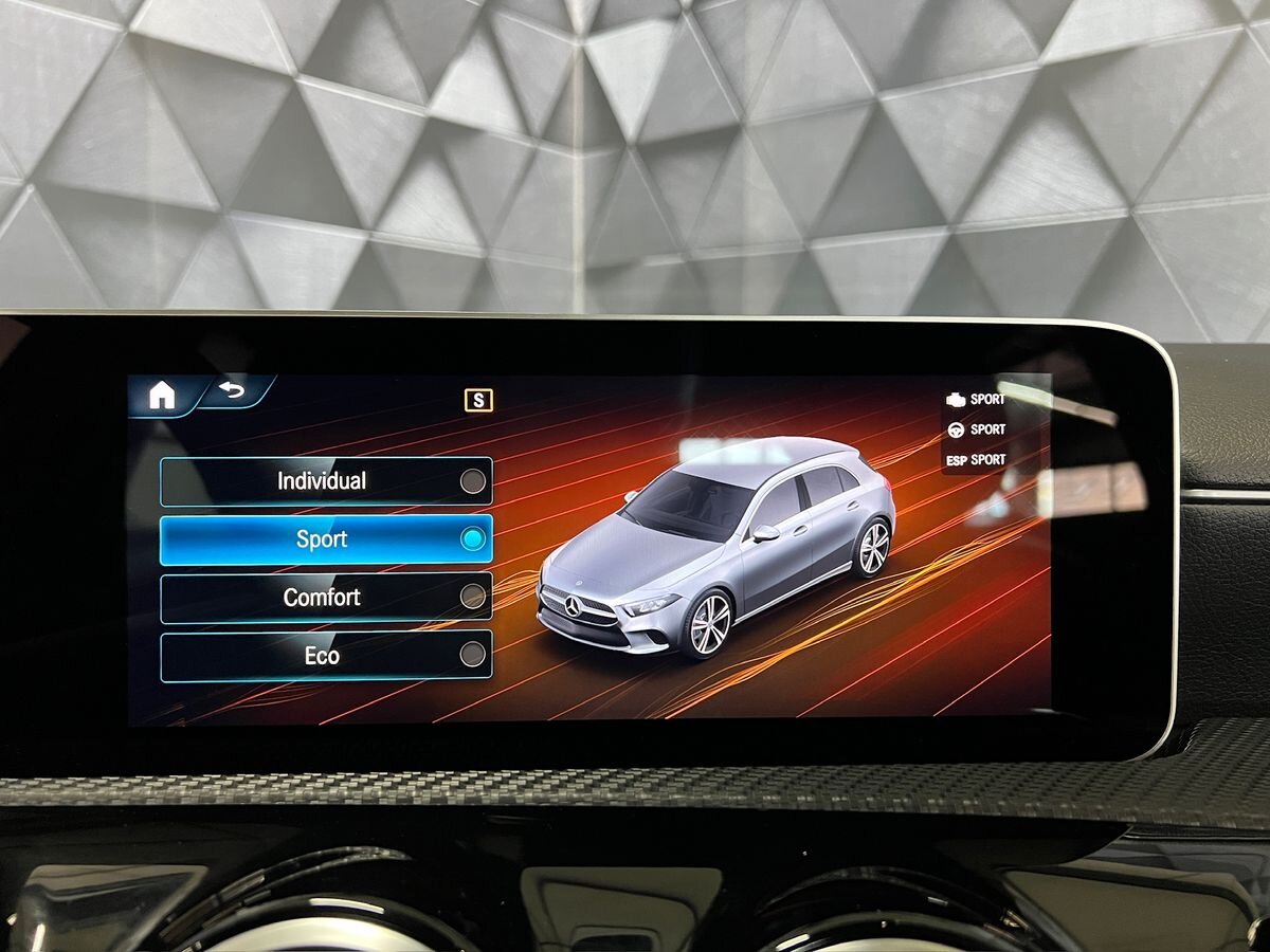 Mercedes-Benz Třídy A Hatchback 1,5 l 85 kw