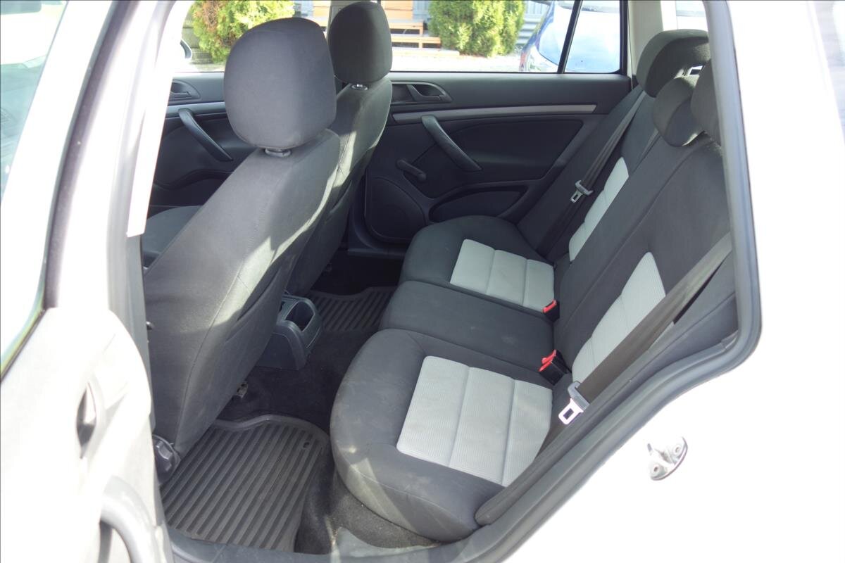 Škoda Octavia Kombi 1,6 l 75 kw