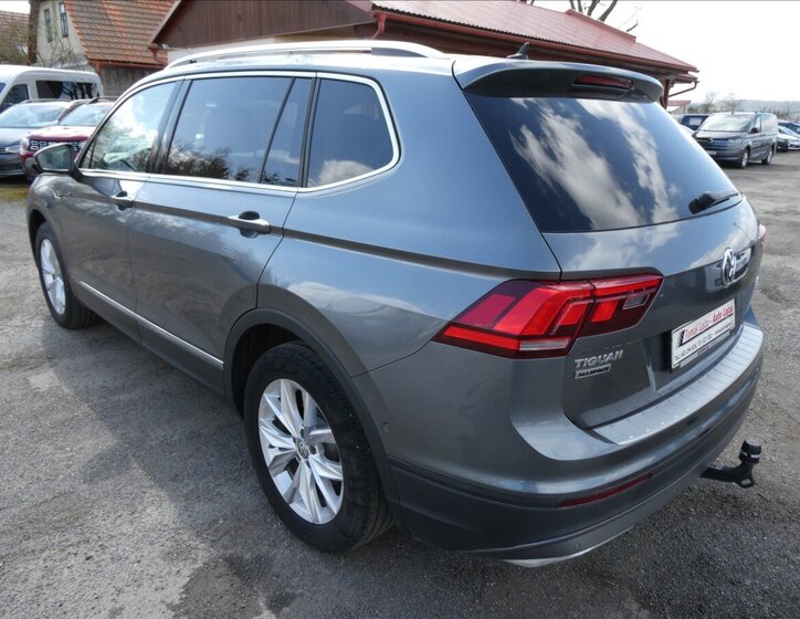 Volkswagen Tiguan Allspace SUV / Terénní 2,0 l 140 kw