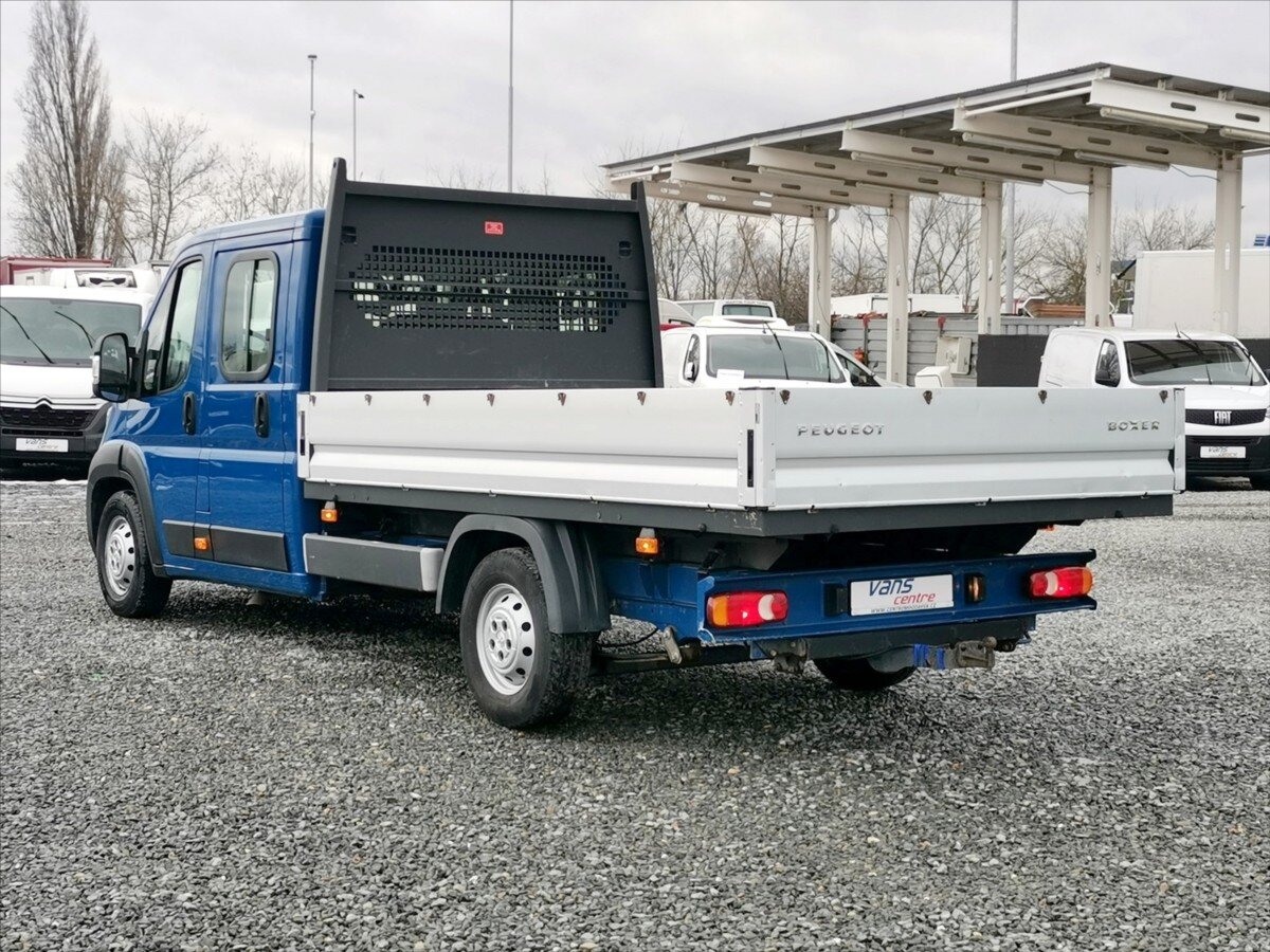 Peugeot Boxer Valník 2,2 l 121 kw