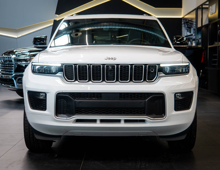 Jeep Grand Cherokee 11