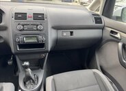 Volkswagen Touran MPV 1,6 l 77 kw