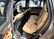 Volvo XC90 32