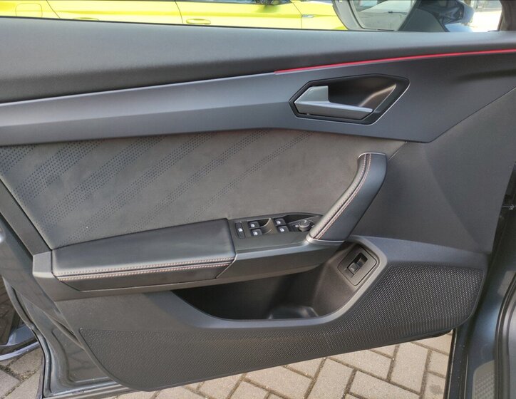 Cupra Formentor SUV / Terénní 2,0 l 245 kw