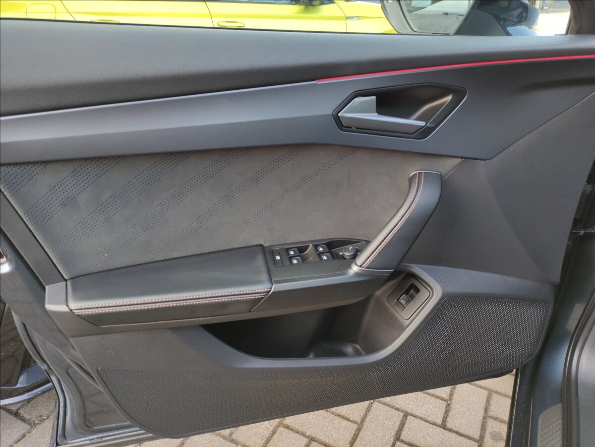 Cupra Formentor SUV / Terénní 2,0 l 245 kw