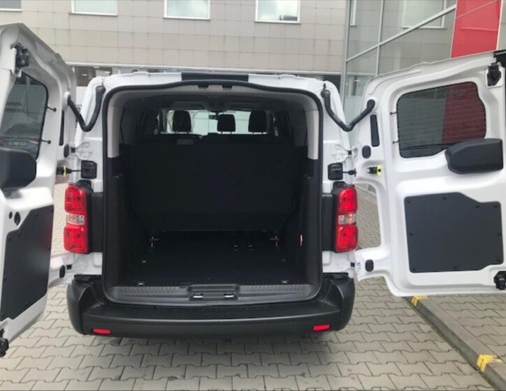 Toyota ProAce Verso 2