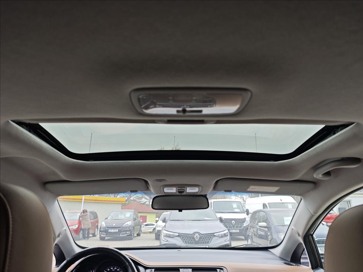 KIA Rio Hatchback 1,4 l 80 kw