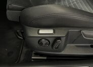 Volkswagen Passat Sedan / Limuzína 2,0 l 176 kw