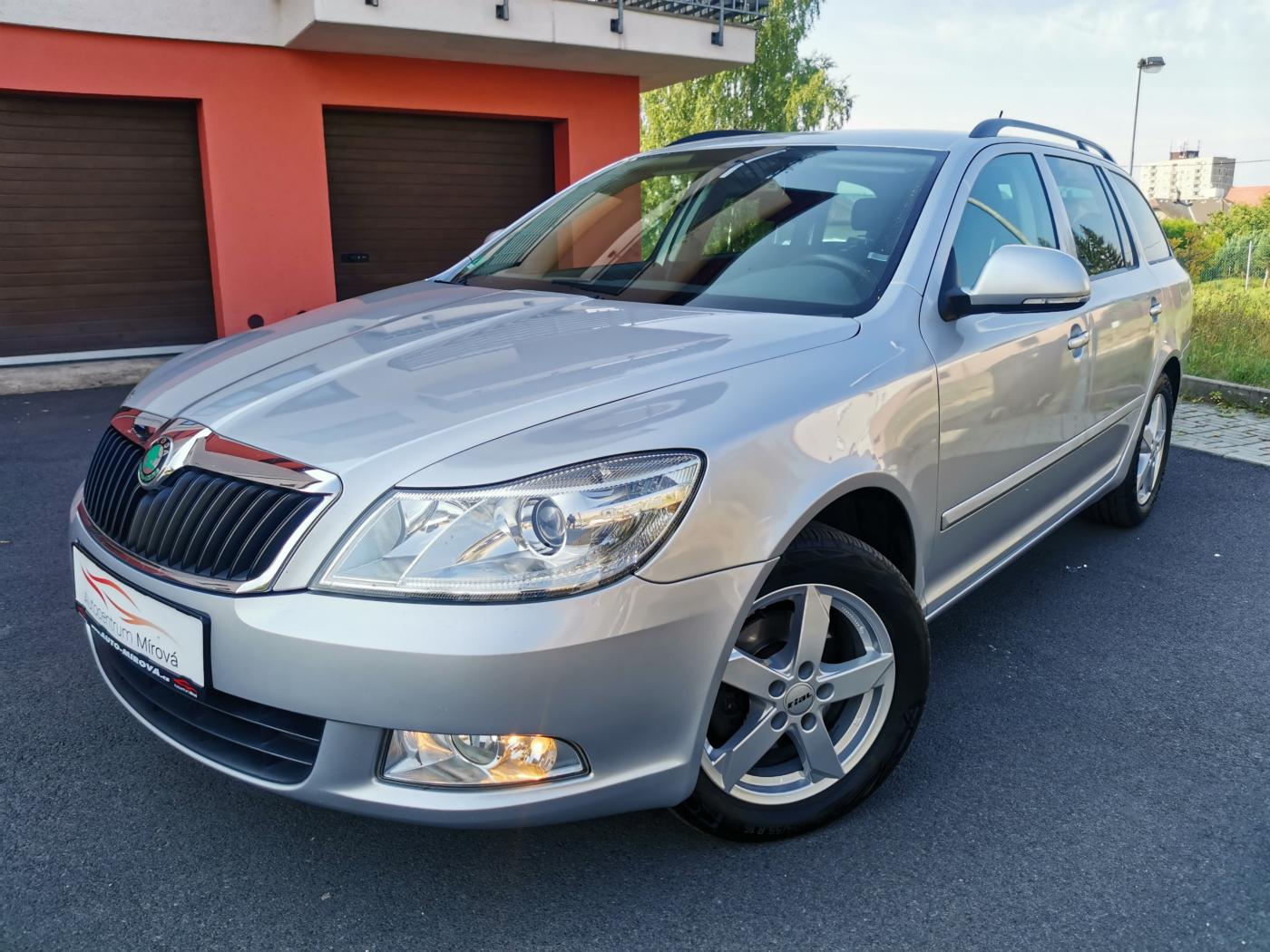 Škoda Octavia Kombi 2,0 l 0
