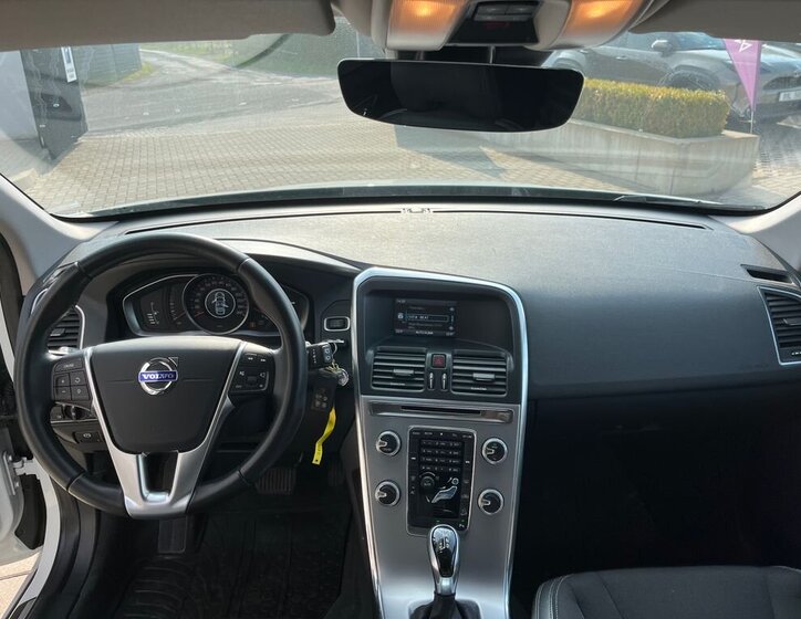 Volvo XC60 SUV / Terénní 2,4 l 140 kw