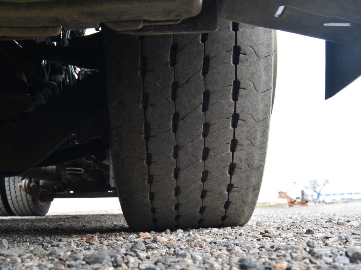 Mercedes-Benz Ostatní Ostatní 0,0 330 kw