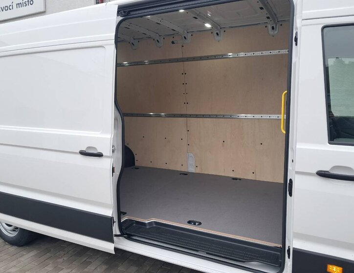 Volkswagen Crafter Skříň 2,0 l 130 kw