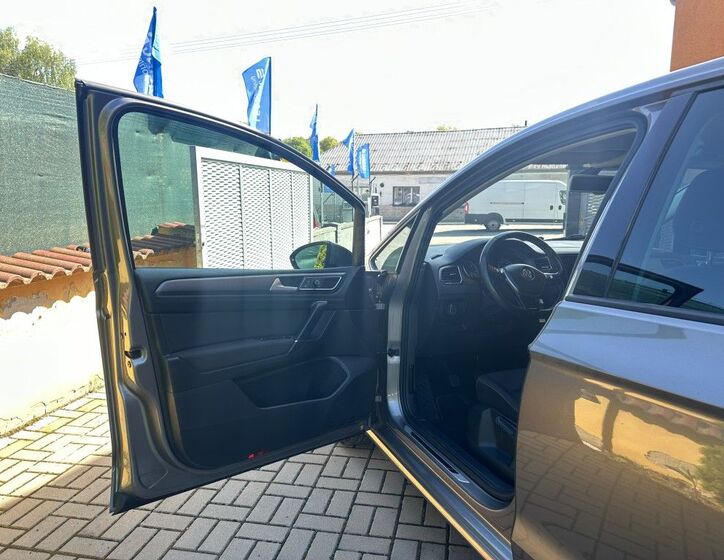 Volkswagen Golf Sportsvan 16