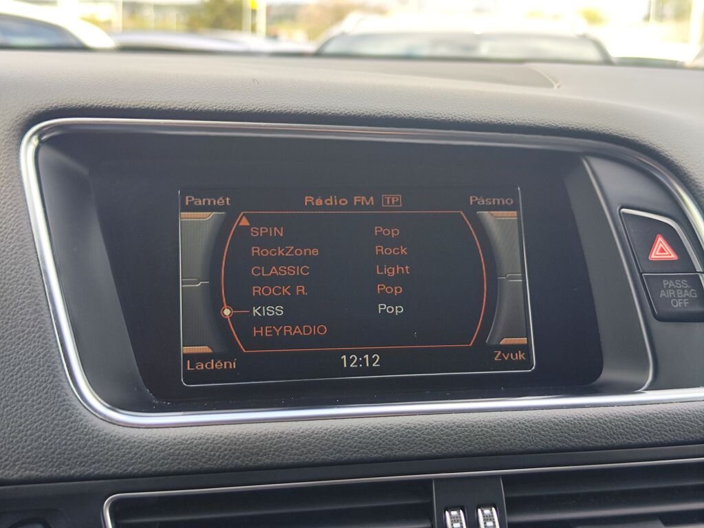 Audi Q5 SUV / Terénní 2,0 l 155 kw