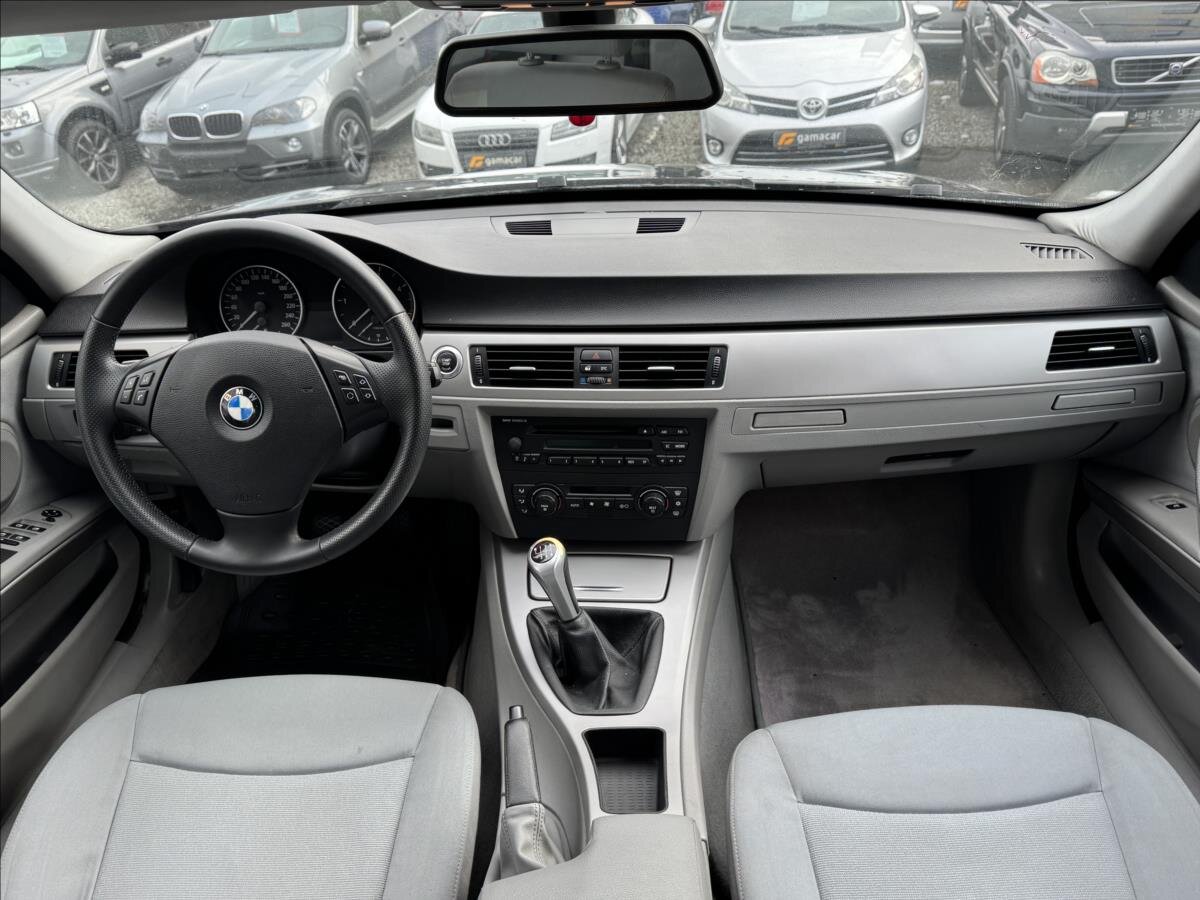 BMW Řada 3 Kombi 2,0 l 120 kw