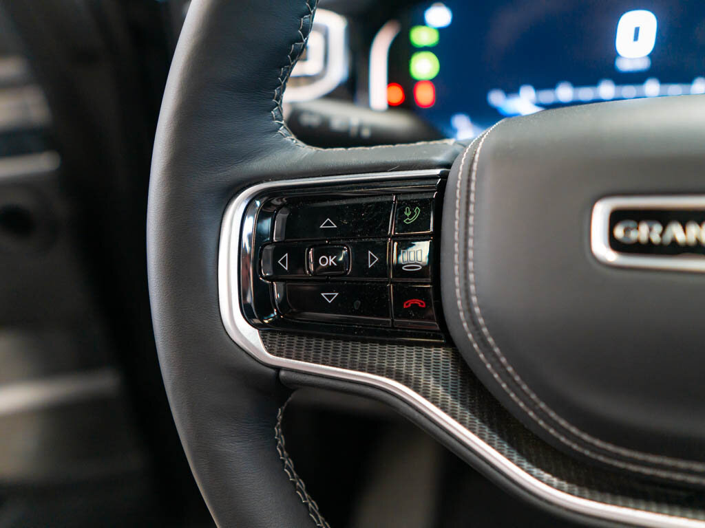 Jeep Grand Wagoneer SUV / Terénní 6,4 l 351 kw