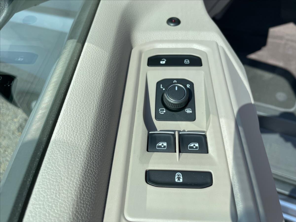 Volkswagen Multivan Ostatní 2,0 l 110 kw