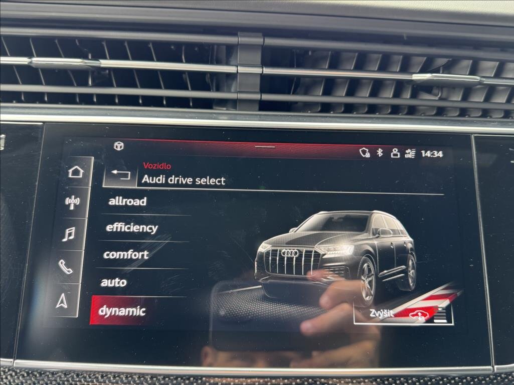 Audi SQ7 Kombi 4,0 l 320 kw