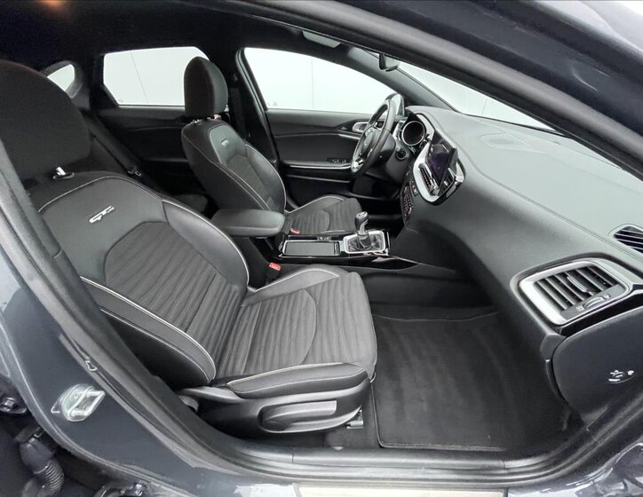 KIA ProCeed Kombi 1,5 l 118 kw