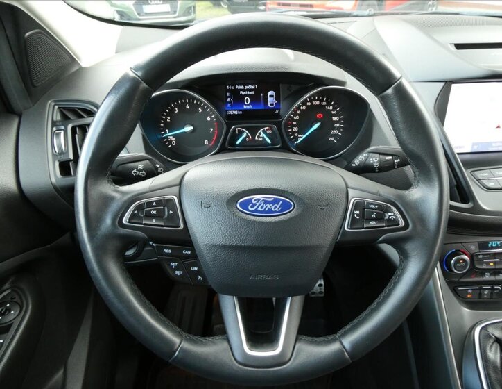Ford Kuga 35