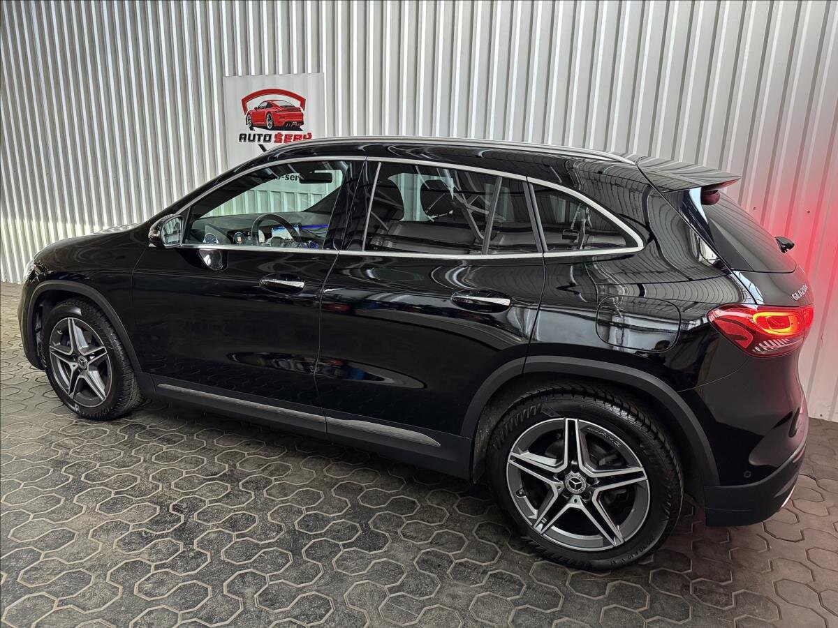 Mercedes-Benz GLA SUV / Terénní 2,0 l 110 kw