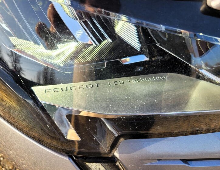 Peugeot 5008 SUV / Terénní 1,5 l 96 kw