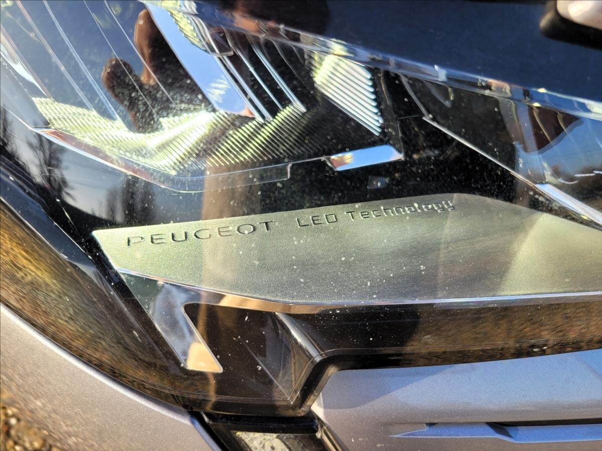 Peugeot 5008 SUV / Terénní 1,5 l 96 kw