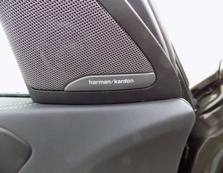 BMW X6 SUV 3,0 l 210 kw