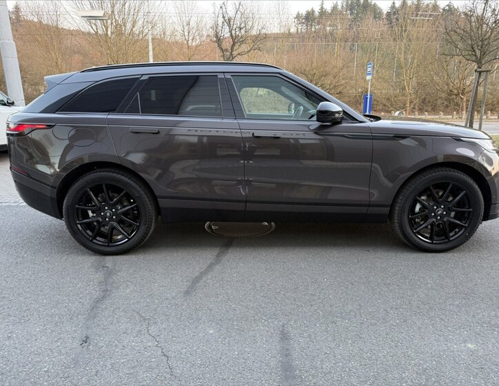 Land Rover Range Rover Velar SUV / Terénní 3,0 l 221 kw