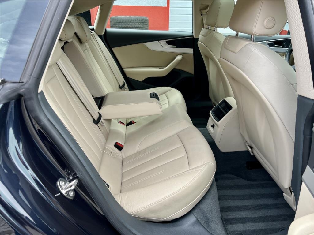 Audi A5 Liftback 296,0 210 kw
