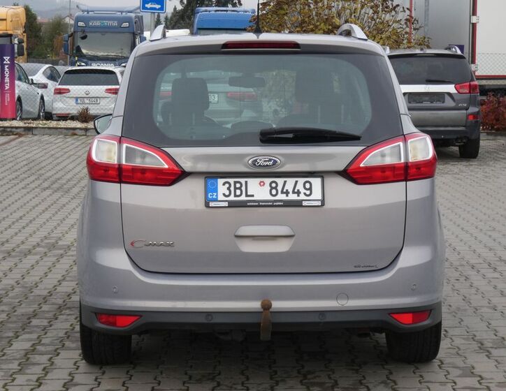 Ford Grand C-MAX 9