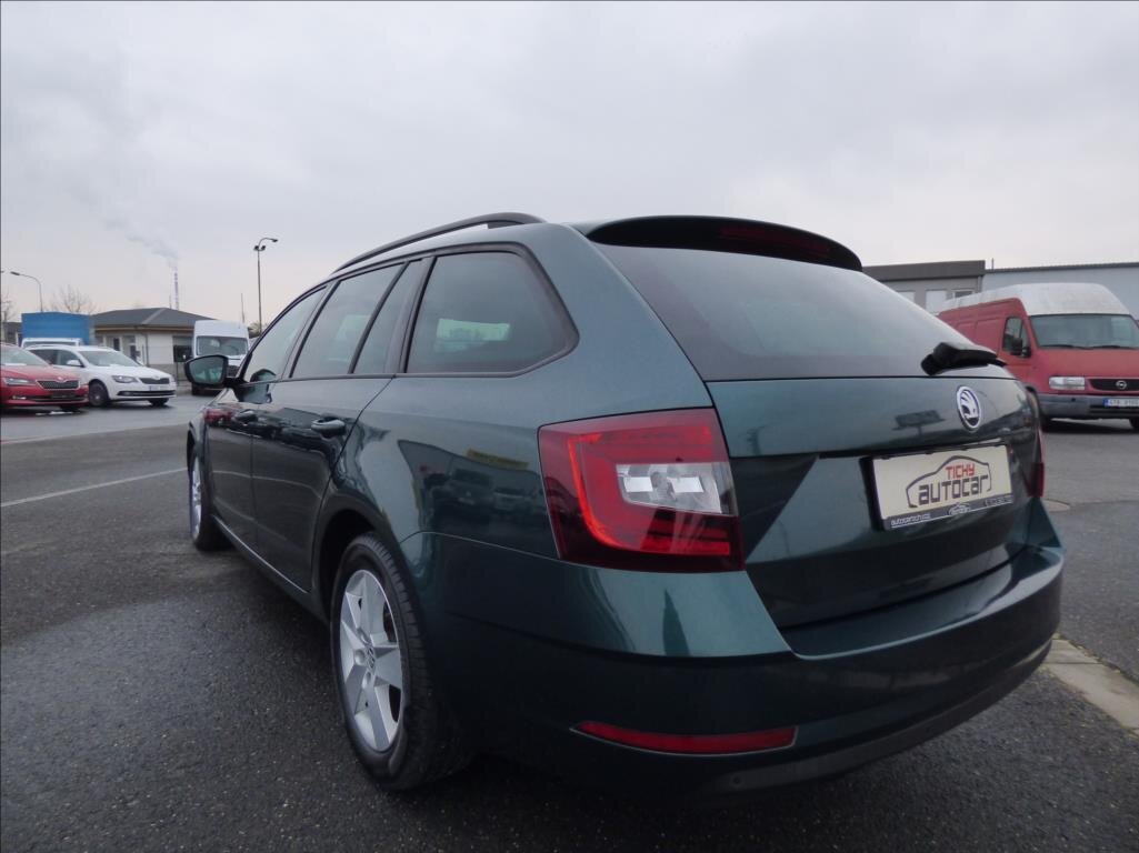Škoda Octavia Kombi 2,0 l 110 kw