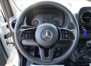 Mercedes-Benz Sprinter 15
