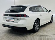 Peugeot 508 Kombi 2,0 l 120 kw